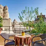 Matiana View Cave Otel *