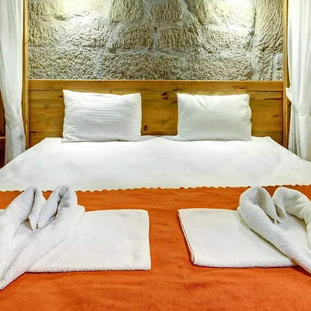 Hotel Matiana View Cave