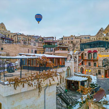 Matiana View Cave Otel *